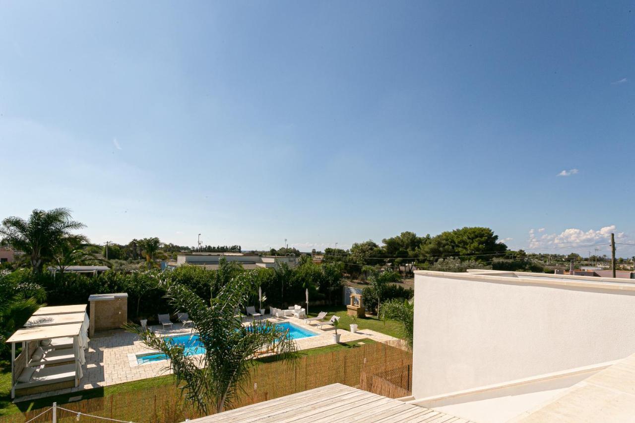 Resort Almaredamarra Con Piscina E Idromassaggio Sul Mare Torre San Giovanni Ugento Luaran gambar
