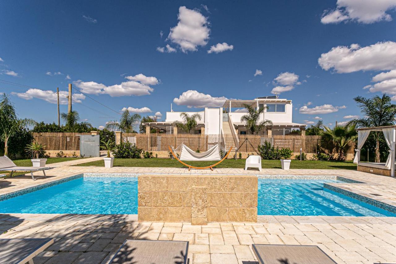 Resort Almaredamarra Con Piscina E Idromassaggio Sul Mare Torre San Giovanni Ugento Luaran gambar